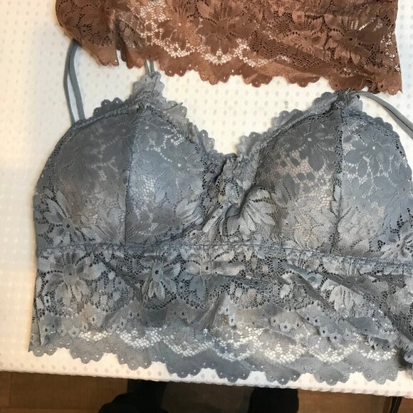 3 PAIR WOMENS LACED WOMENS BRAS SIZE XL NEW - Picture 3 of 9
